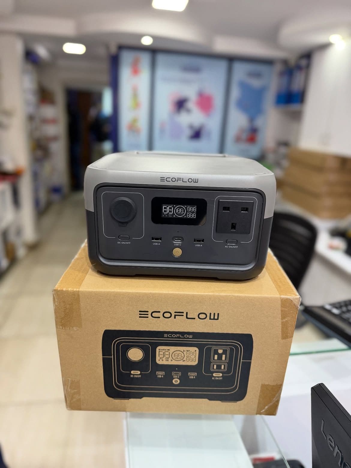 EcoFlow River 2 Portable Power Station (256Wh)